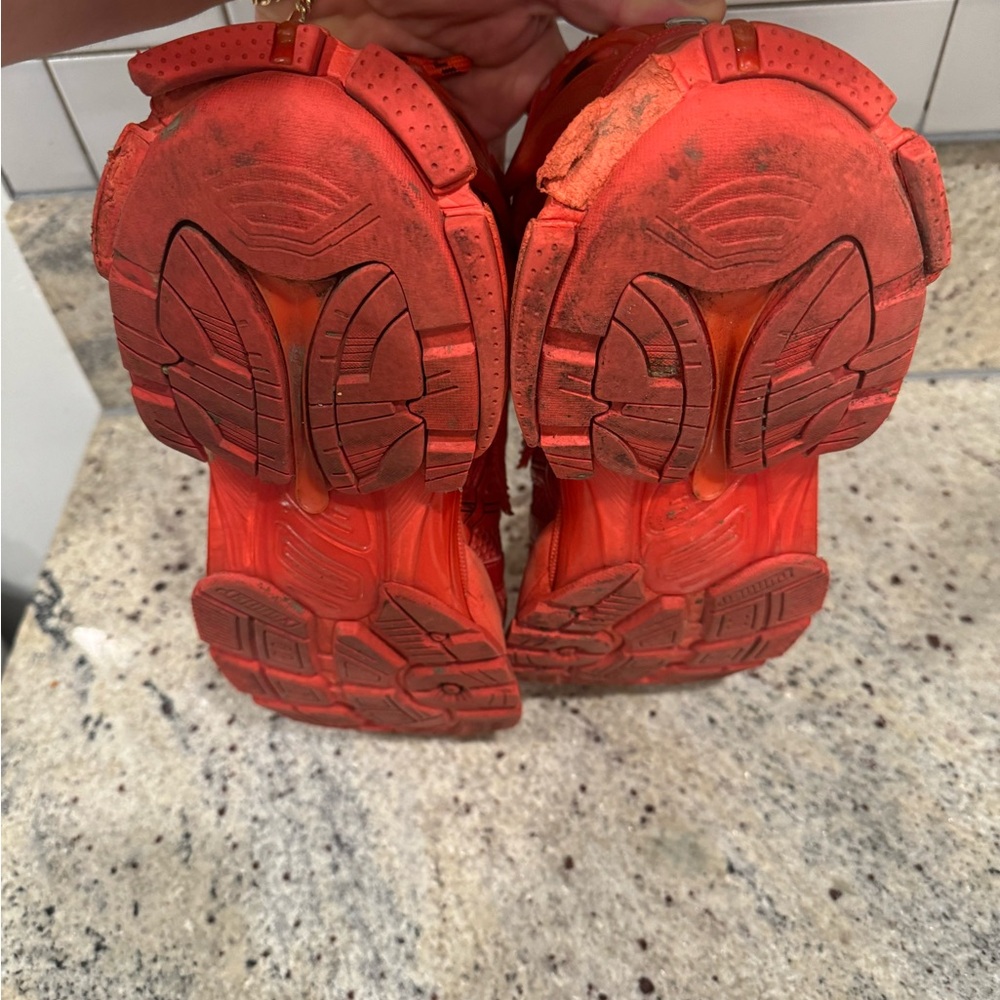 Balenciaga , Caged Mesh Runner Shoes in Red , BNWB 11 US - Picture 3 of 8